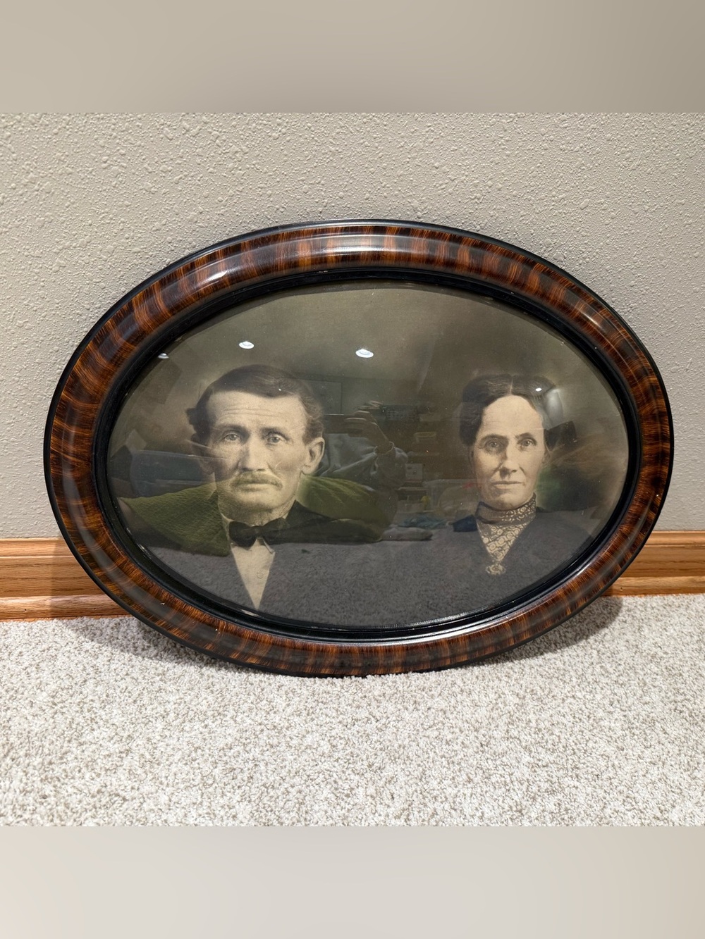 Antique Oval Convex Bubble Glass Portrait Frame Vintage Married Couple Crayon
